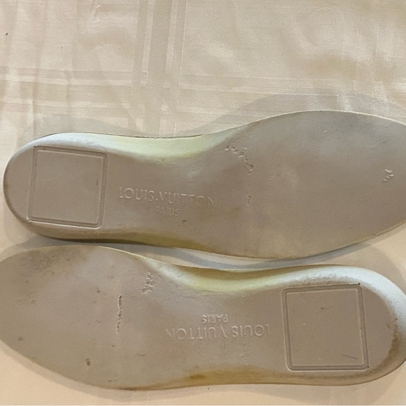 SOLD Louis Vuitton X Supreme white leather sneakers US Sz 8.5 preowned FLAWS - Picture 12 of 17